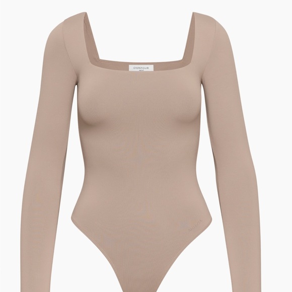 Aritzia Babaton Contour Long Sleeve Bodysuit - Picture 2 of 6
